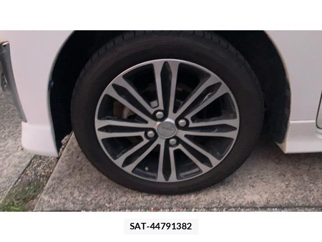 Daihatsu TANTO CUSTOM 2014-03 8232102-5