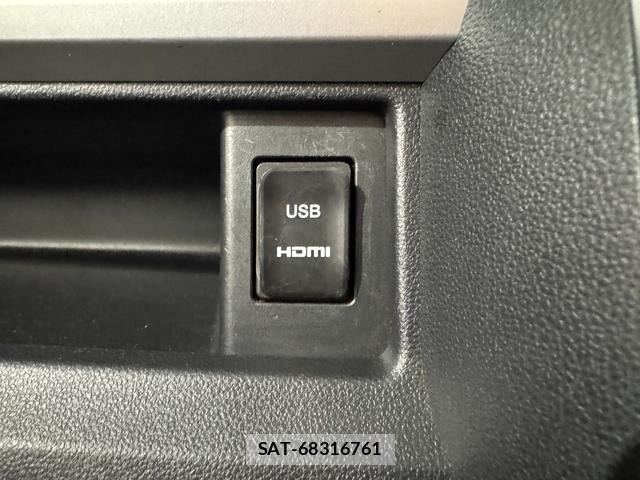 Daihatsu TANTO CUSTOM 2018-07 8232081-27