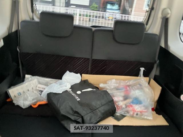 Daihatsu TANTO CUSTOM 2014-06 8232100-24