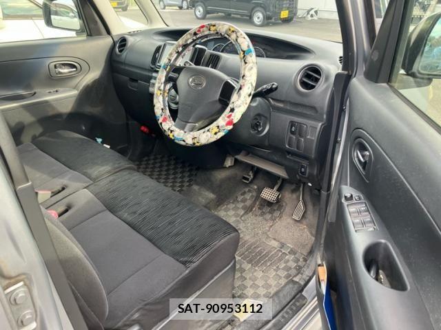 Daihatsu TANTO CUSTOM 2011-10 8232103-4
