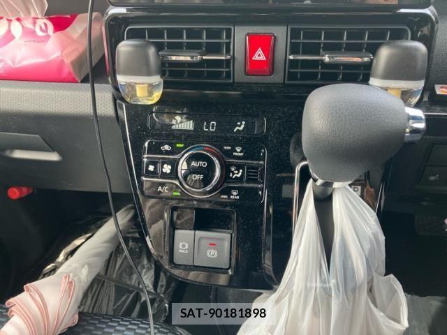 Daihatsu TANTO CUSTOM 2026-03 8246904-24