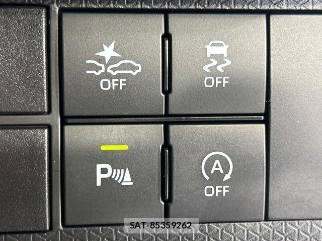 Daihatsu TANTO CUSTOM 2023-06 8317563-5