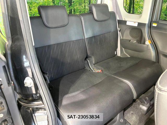 Daihatsu TANTO CUSTOM 2017-01 8317589-8