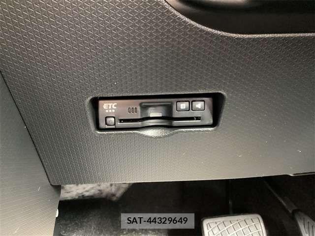 Daihatsu TANTO CUSTOM 2025-10 8317543-6