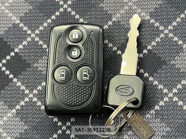 Daihatsu TANTO CUSTOM 2014-06 8317597-23