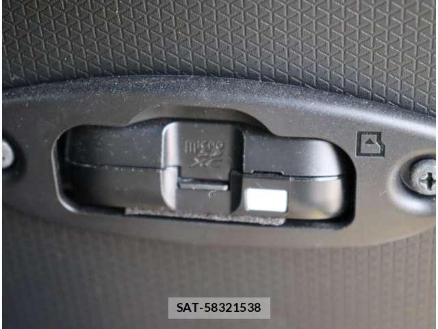 Daihatsu TANTO CUSTOM 2023-10 8317538-13