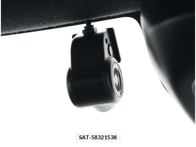 Daihatsu TANTO CUSTOM 2023-10 8317538-4