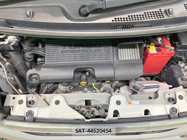 Daihatsu TANTO CUSTOM 2015-09 8317587-18