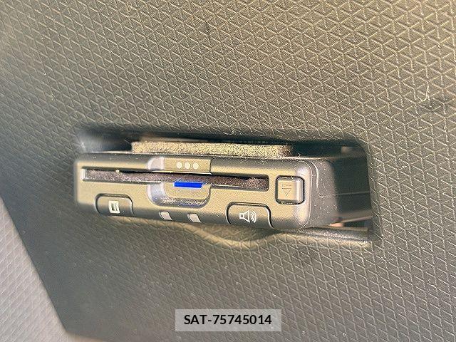 Daihatsu TANTO CUSTOM 2021-10 8317570-15