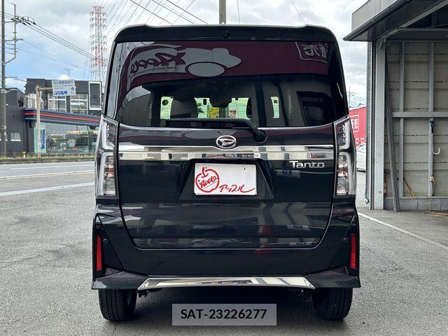 Daihatsu TANTO CUSTOM 2023-10 8317562-2