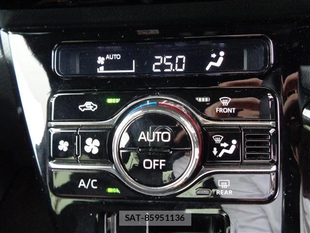 Daihatsu TANTO CUSTOM 2023-10 8338164-21