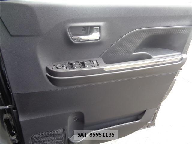 Daihatsu TANTO CUSTOM 2023-10 8338164-28