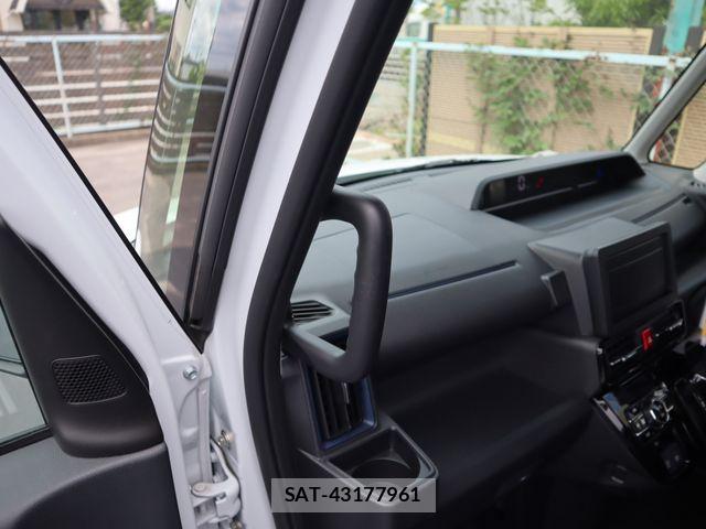 Daihatsu TANTO CUSTOM 2025-08 8338151-10