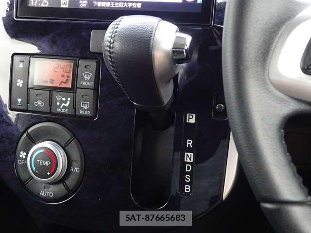 Daihatsu TANTO CUSTOM 2017-12 8338182-17