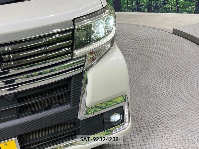Daihatsu TANTO CUSTOM 2018-04 8338168-11