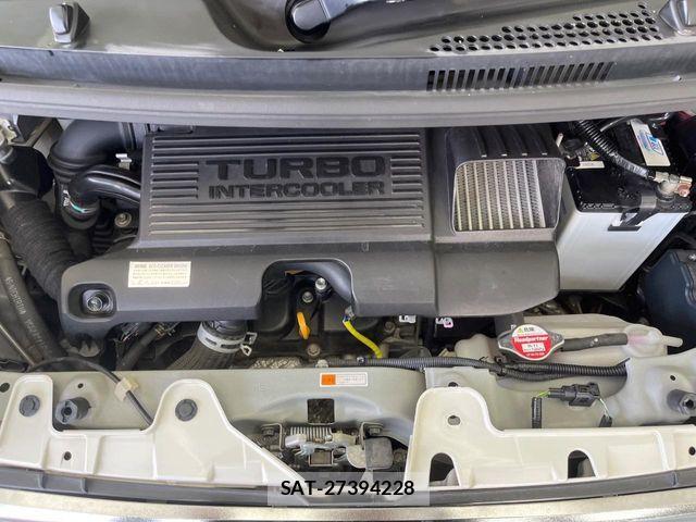 Daihatsu TANTO CUSTOM 2018-05 8338161-18