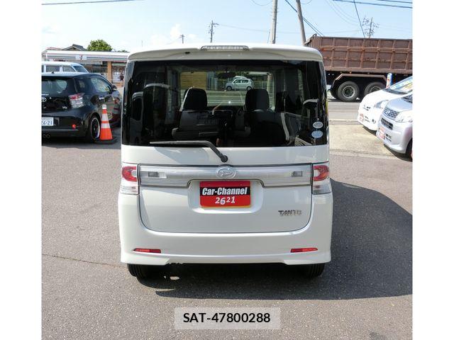 Daihatsu TANTO CUSTOM 1946-04 8338187-2