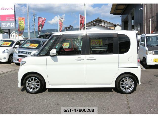 Daihatsu TANTO CUSTOM 1946-04 8338187-5