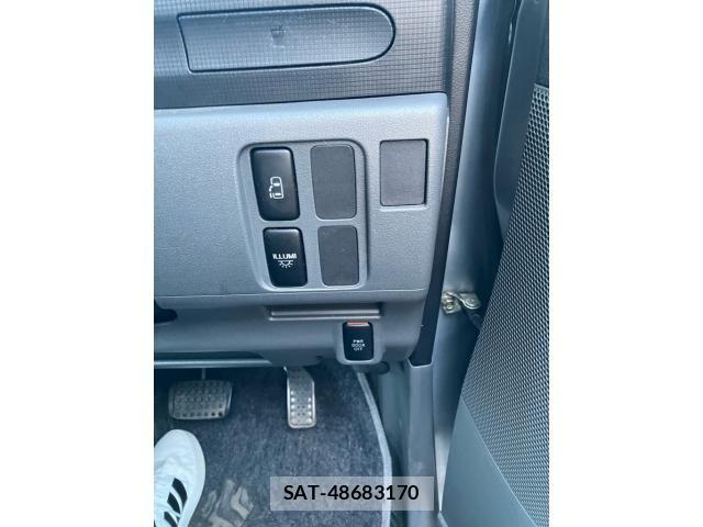 Daihatsu TANTO CUSTOM 2009-05 8338191-18