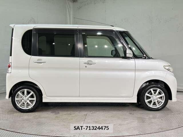 Daihatsu TANTO CUSTOM 2011-07 8334562-3