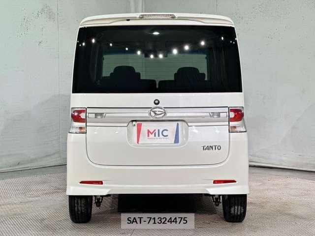 Daihatsu TANTO CUSTOM 2011-07 8334562-5