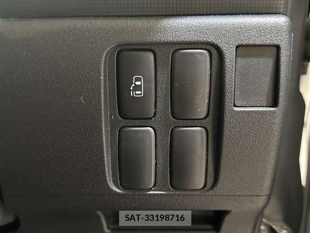 Daihatsu TANTO CUSTOM 2011-07 8334563-12