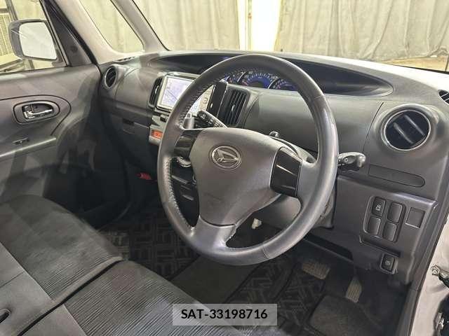 Daihatsu TANTO CUSTOM 2011-07 8334563-8