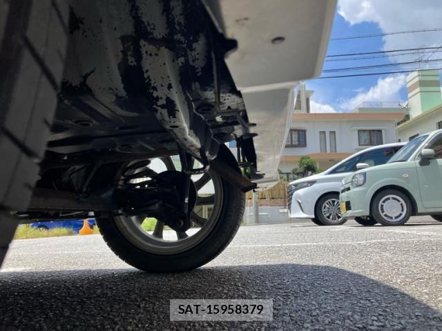 Daihatsu TANTO CUSTOM 2009-11 8338194-6
