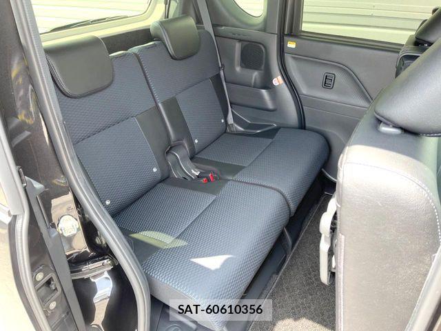 Daihatsu TANTO CUSTOM 2022-10 8338160-8