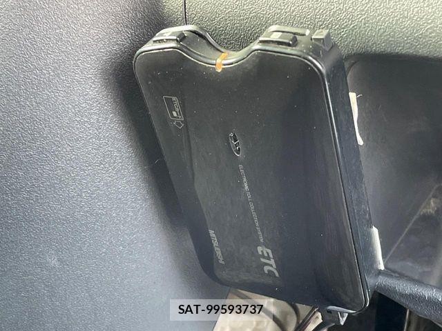 Daihatsu TANTO CUSTOM 2011-08 8355756-5