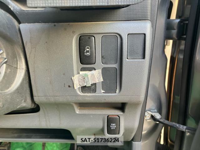 Daihatsu TANTO CUSTOM 2010-03 8355760-13