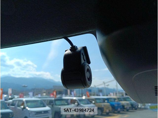 Daihatsu TANTO CUSTOM 2023-10 8355745-28