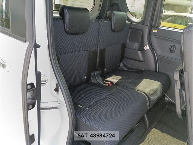 Daihatsu TANTO CUSTOM 2023-10 8355745-7