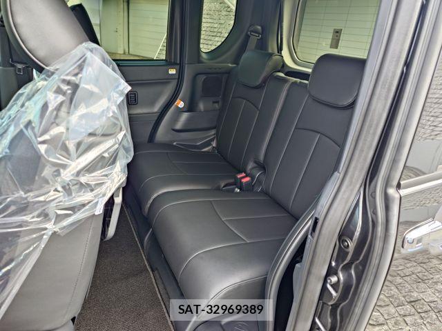 Daihatsu TANTO CUSTOM 2026-02 8355729-22