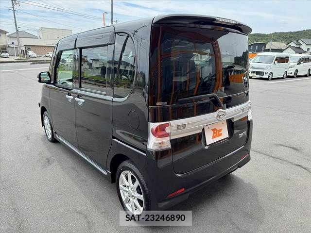 Daihatsu TANTO CUSTOM 2011-08 8369379-12