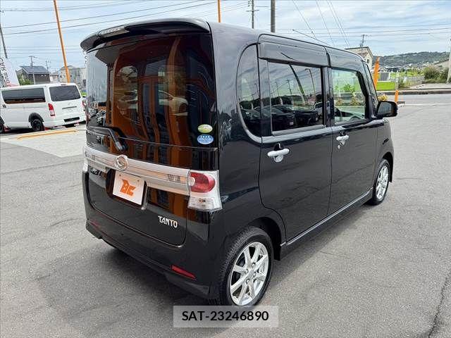 Daihatsu TANTO CUSTOM 2011-08 8369379-14