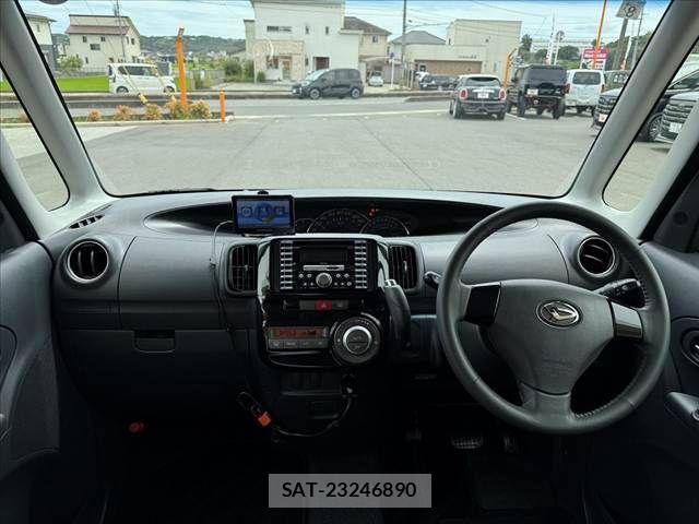 Daihatsu TANTO CUSTOM 2011-08 8369379-1