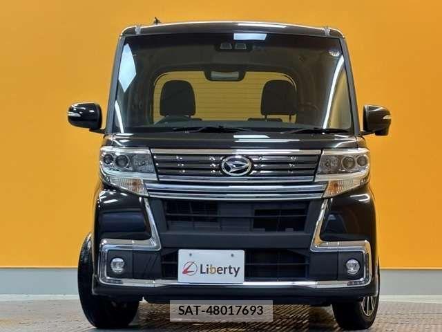 Daihatsu TANTO CUSTOM 2017-12 8369354-5
