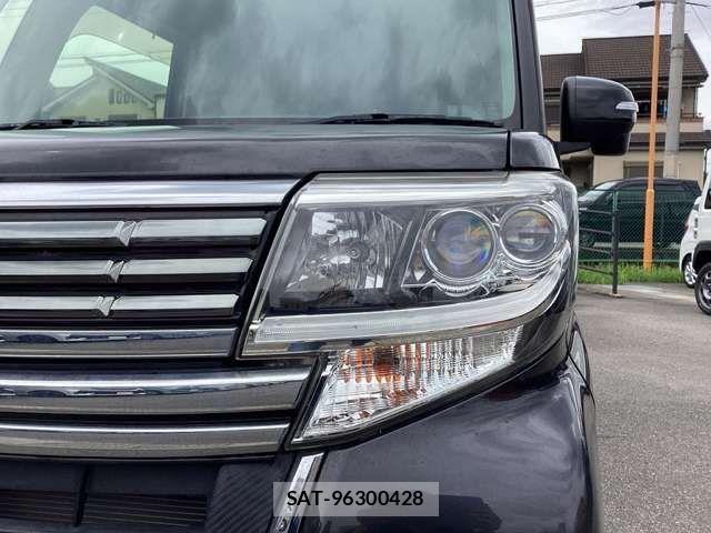 Daihatsu TANTO CUSTOM 2017-06 8369337-16