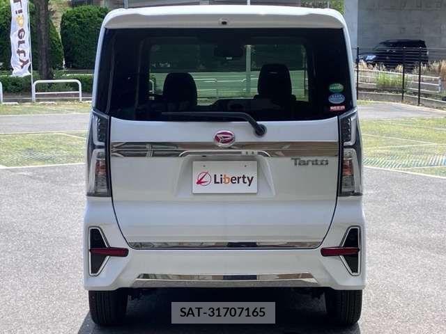 Daihatsu TANTO CUSTOM 2020-03 8369320-9