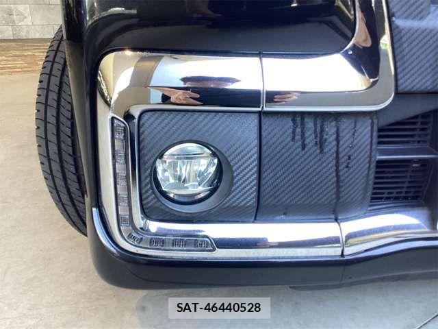 Daihatsu TANTO CUSTOM 2018-03 8369322-17