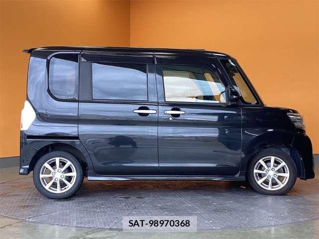 Daihatsu TANTO CUSTOM 2019-05 8369334-9