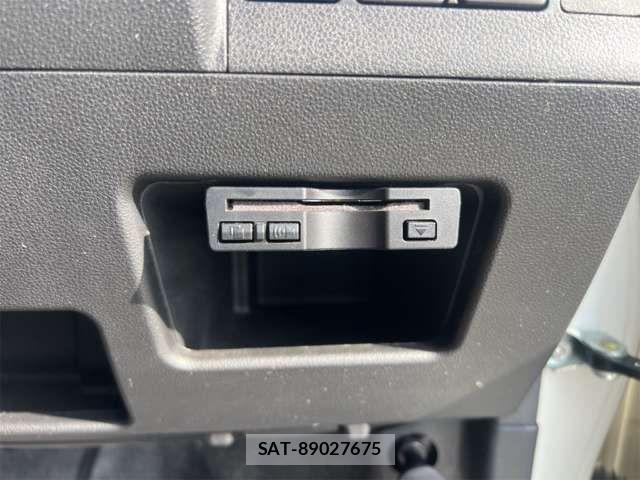 Daihatsu TANTO CUSTOM 2018-02 8369325-6