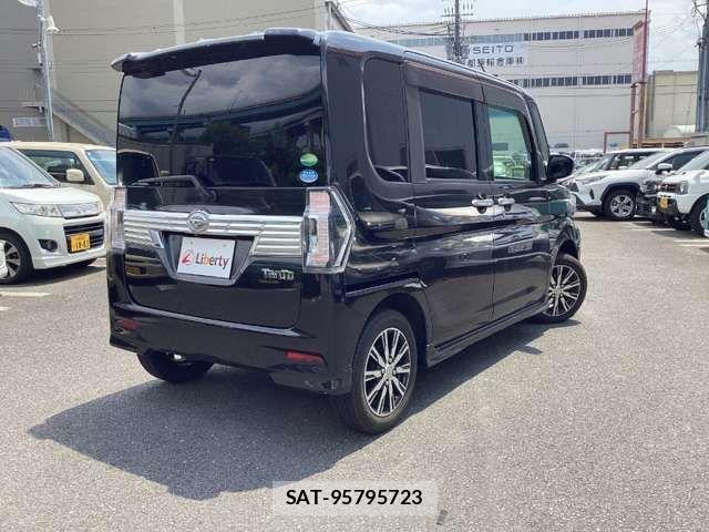Daihatsu TANTO CUSTOM 2019-01 8369328-7
