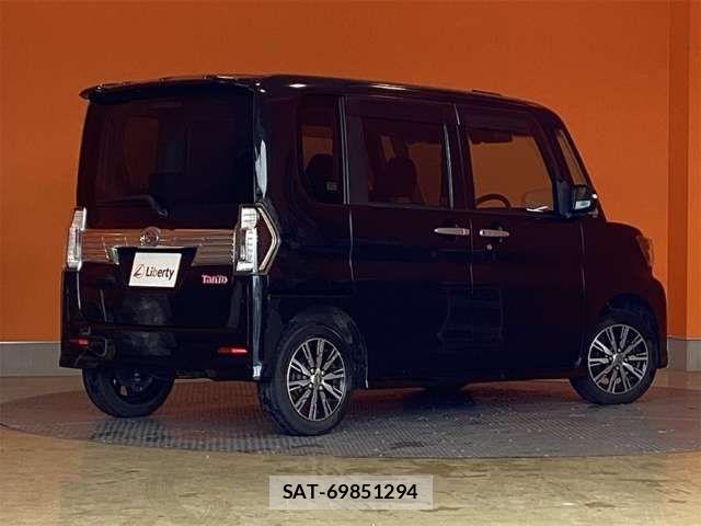 Daihatsu TANTO CUSTOM 2017-03 8369352-9