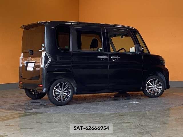 Daihatsu TANTO CUSTOM 2017-01 8369330-12