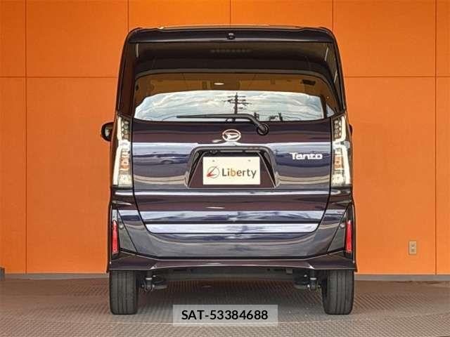 Daihatsu TANTO CUSTOM 2023-08 8369282-9