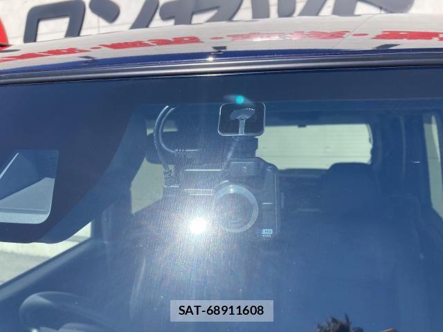 Daihatsu TANTO CUSTOM 2023-08 8369309-12
