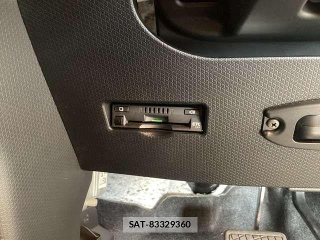 Daihatsu TANTO CUSTOM 2023-03 8369281-6