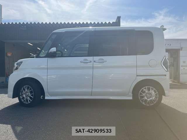 Daihatsu TANTO CUSTOM 2018-03 8369332-13